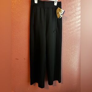 Women’s Black Pants